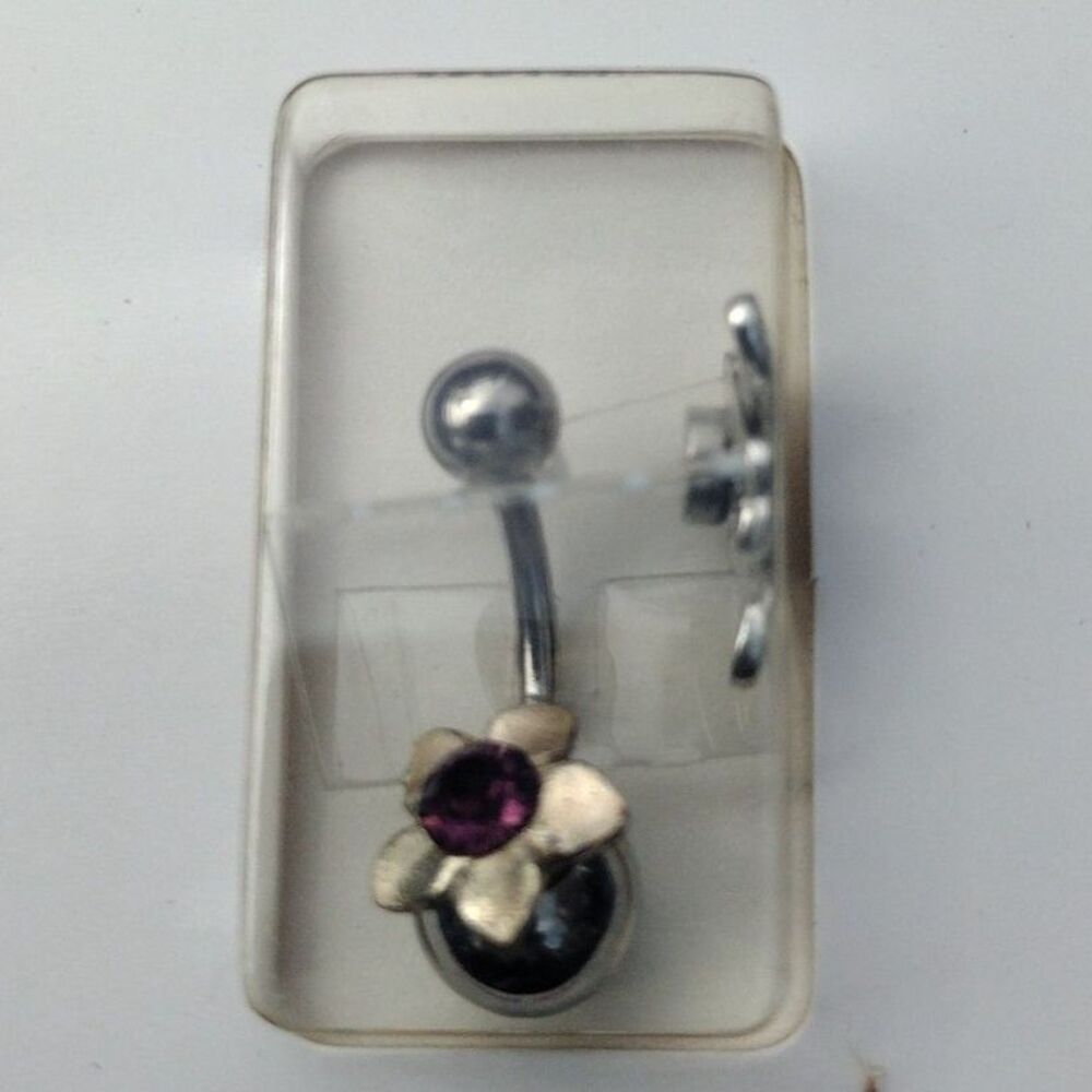 Xhiliration magnetic banana belly ring